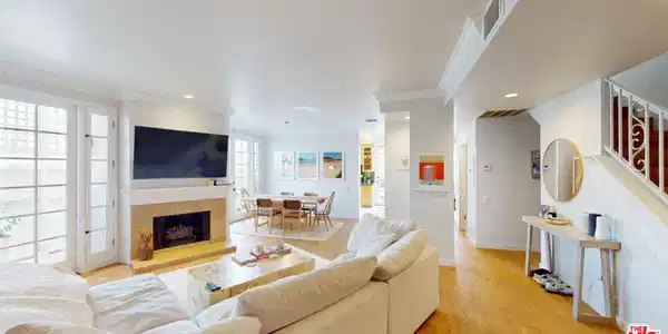 1037 16th Street