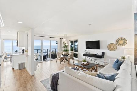 457 Coast Boulevard