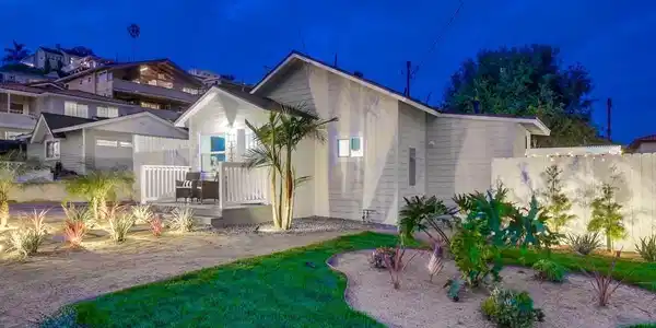 3122 Newell St