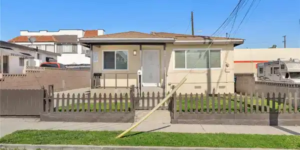 524 W 2nd Street