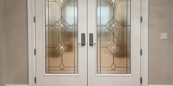 Image 4: Foyer Door