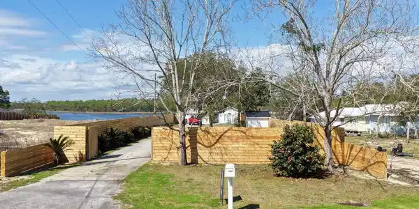 Image 4: Gated Entrance