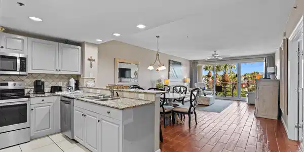 1751 Scenic Highway 98