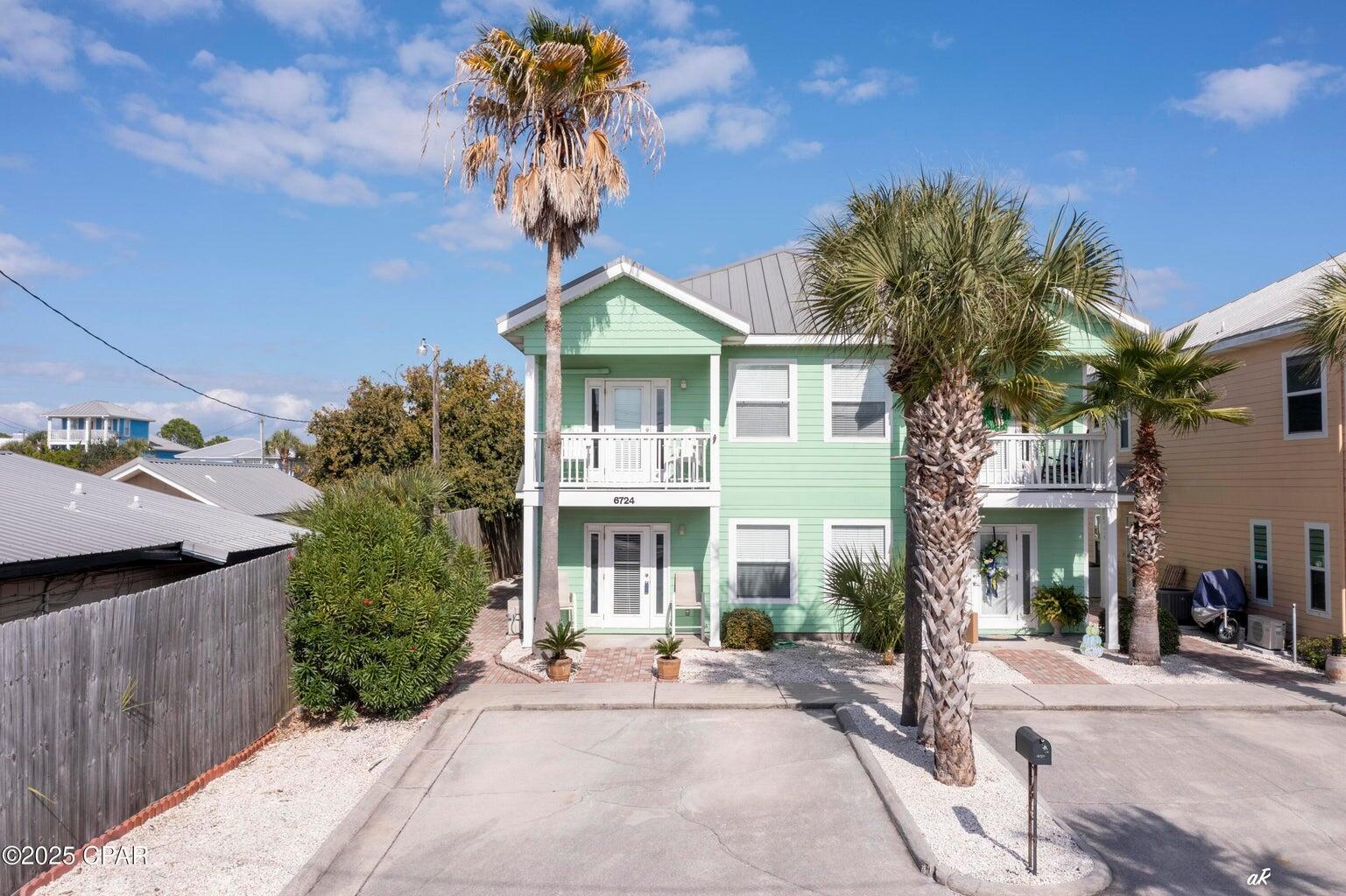 Image 3: Beautiful Beach House