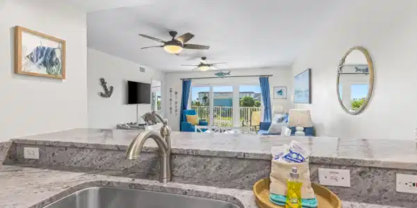 895 Santa Rosa Boulevard