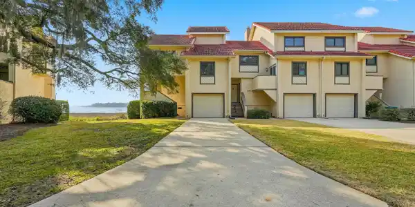 7 Marina Cove Drive