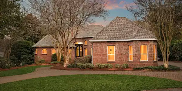 6326 Augusta Cove