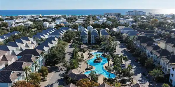 Image 4: Pool View