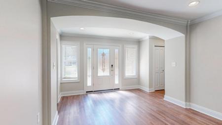 339 NW Shannon Court