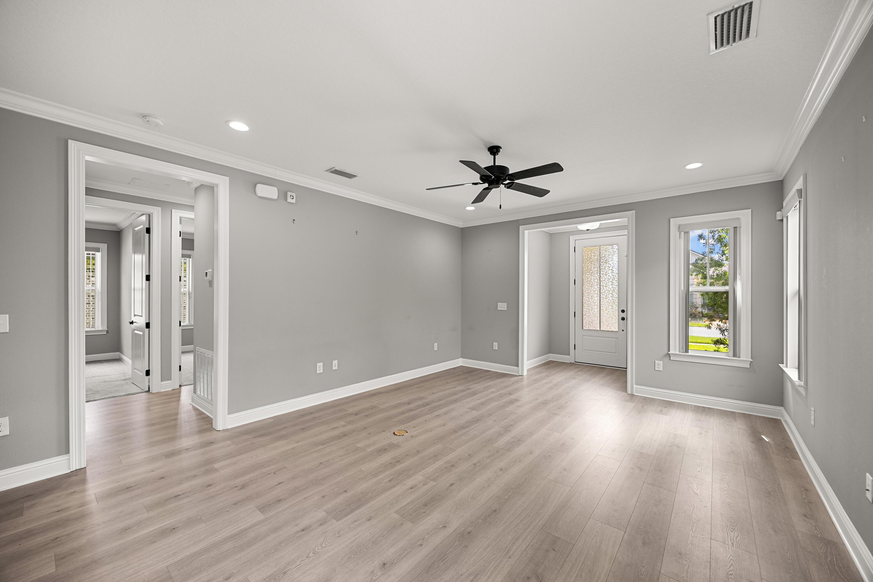 Image 2: Living Area