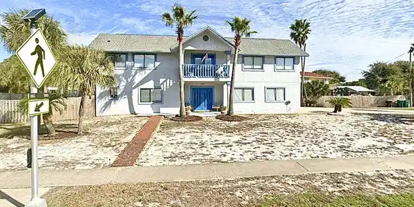 843 Santa Rosa Court