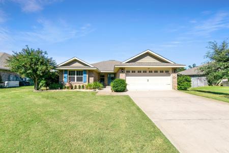 689 Symphony Way