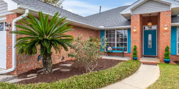 1558 Sandcliff Drive