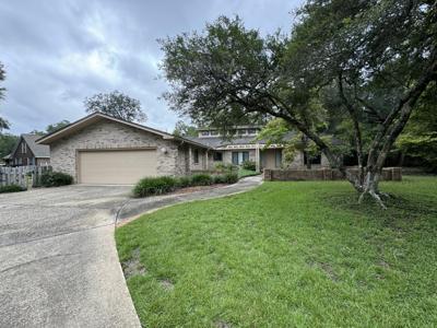 1052 Rocky Bayou Drive