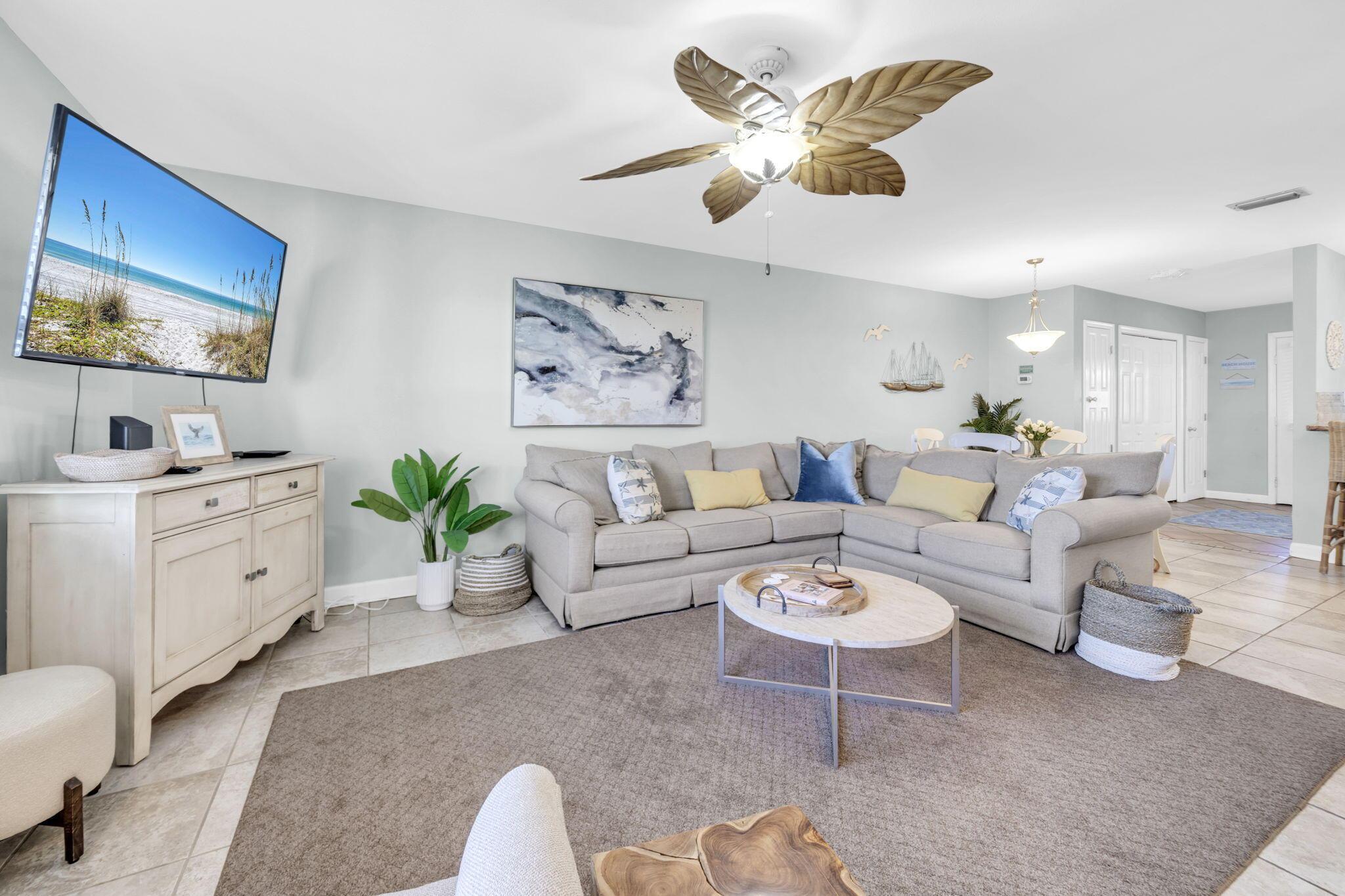 Image 2: Living Area