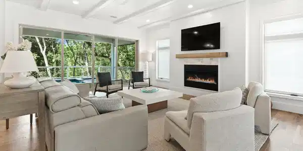 Image 2: 224 Canal Street-22
