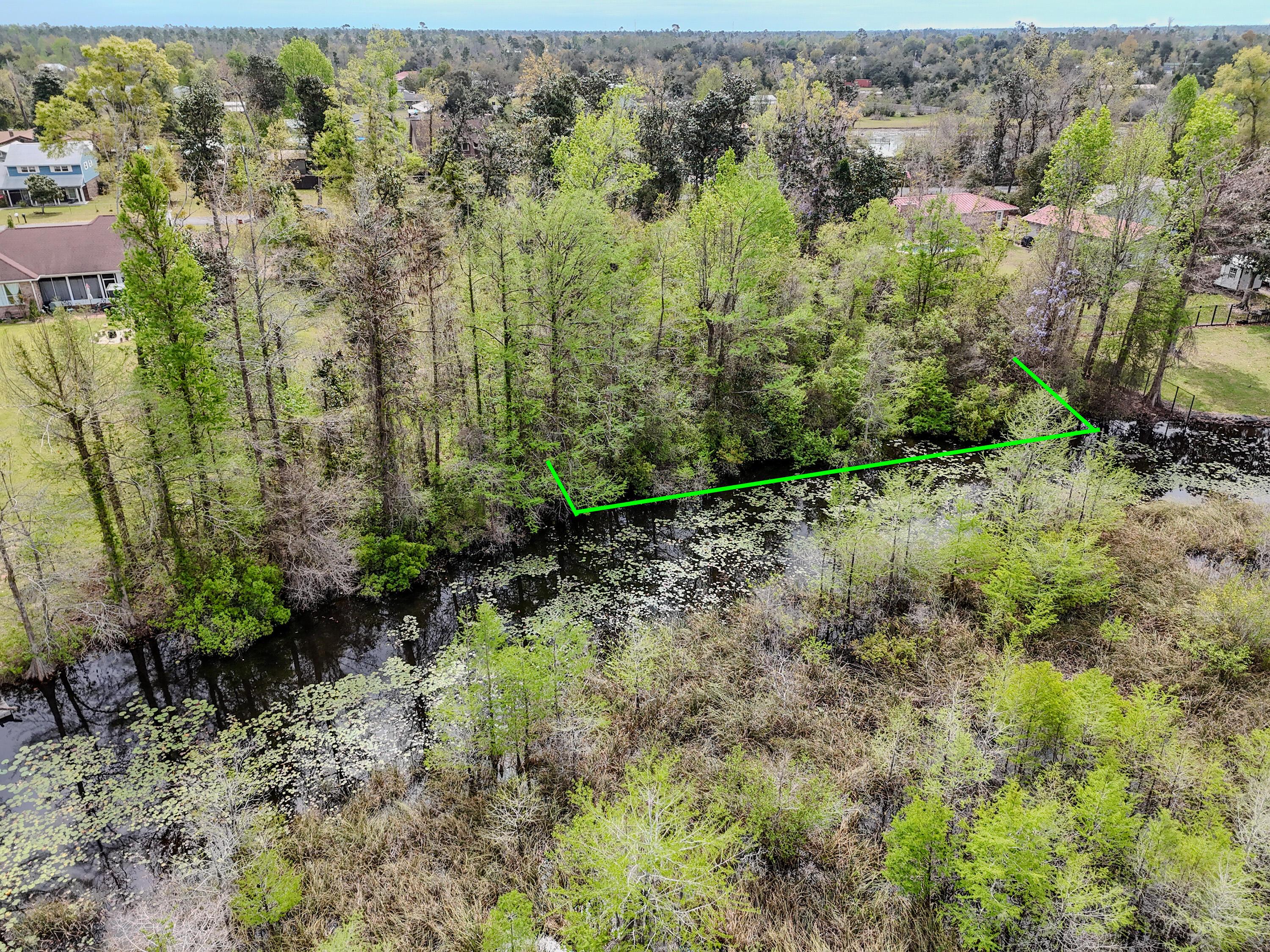 Image 3: 100 Feet of Canal Front