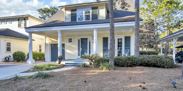 Image 4: 1303 Laurel Way