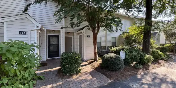 78 N Myrtle Drive