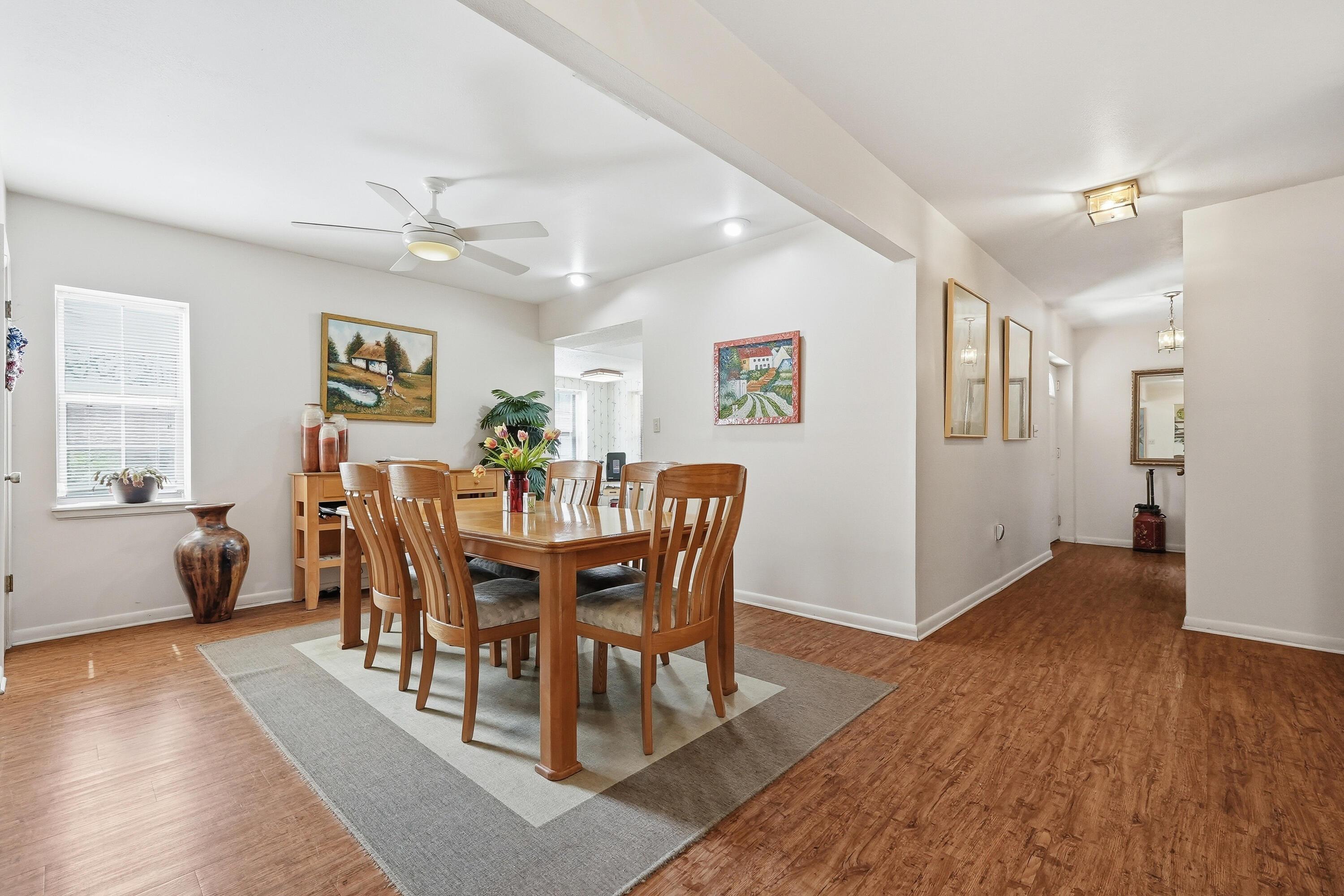Image 4: 144 monohan dr-43
