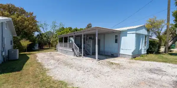 231 Twin Lakes Drive