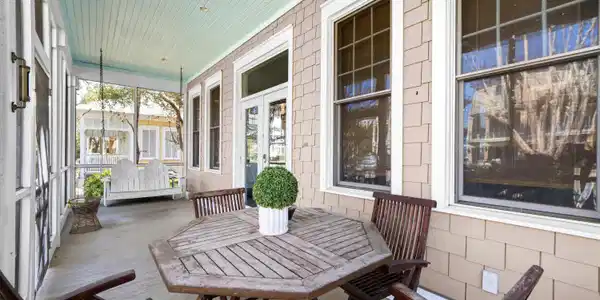 Image 3: Front Porch