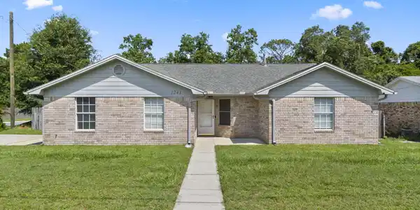 1241 Bridge Creek Terrace