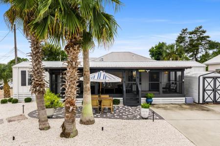19703 Bonita Drive