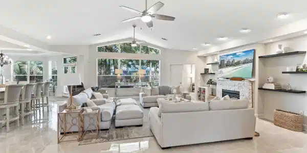 1415 E Baytowne Circle