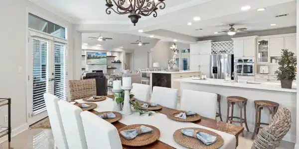 Image 3: 1415 Baytowne Circle East-17