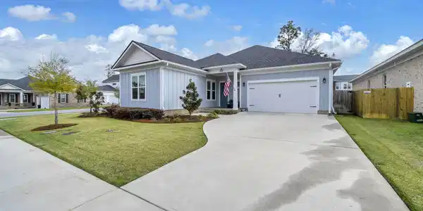 222 Safflower Lane