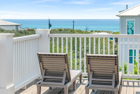 11 Pompano Place