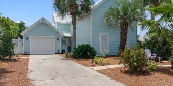 Image 2: Exterior