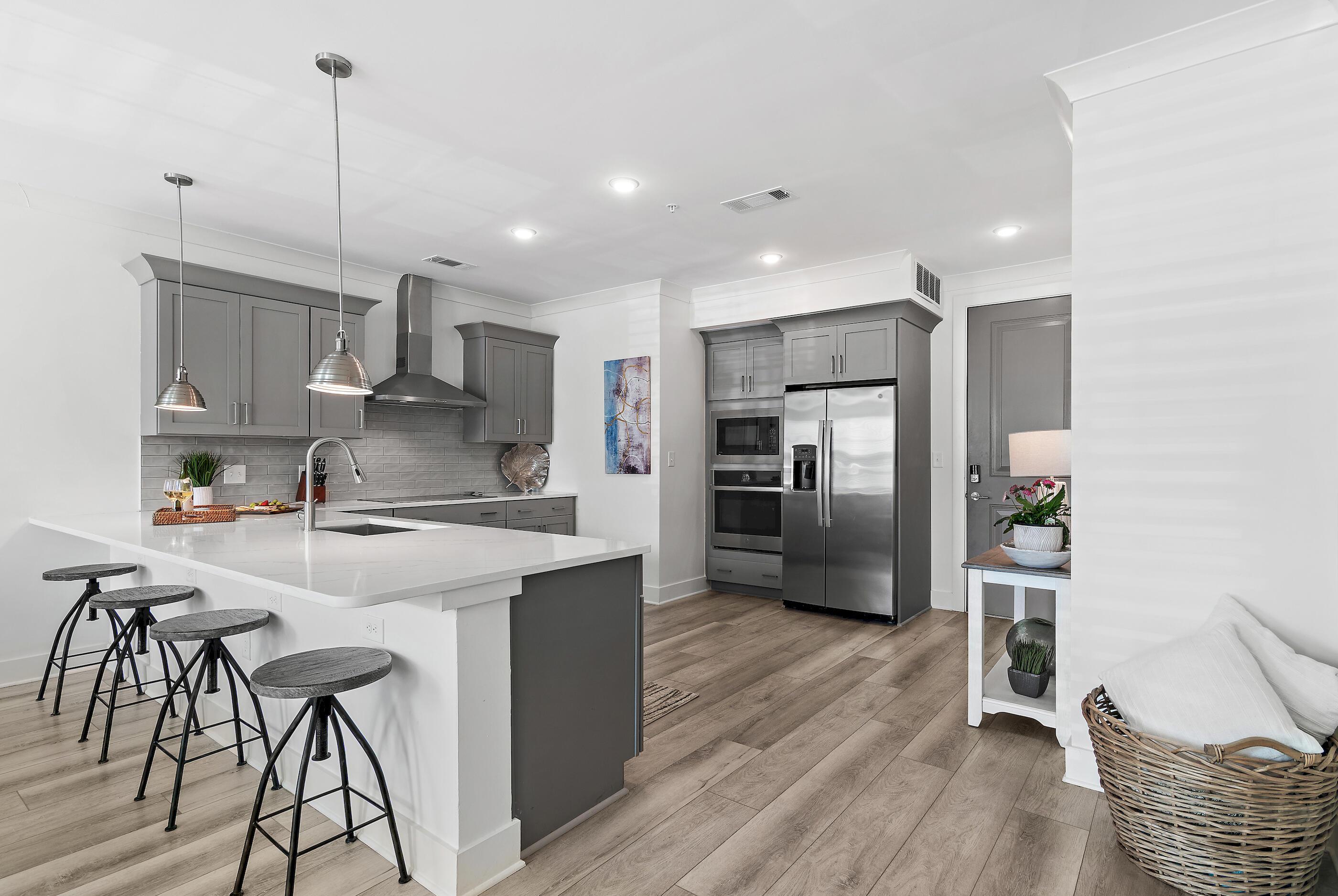 Image 3: Pinewood Kitchen