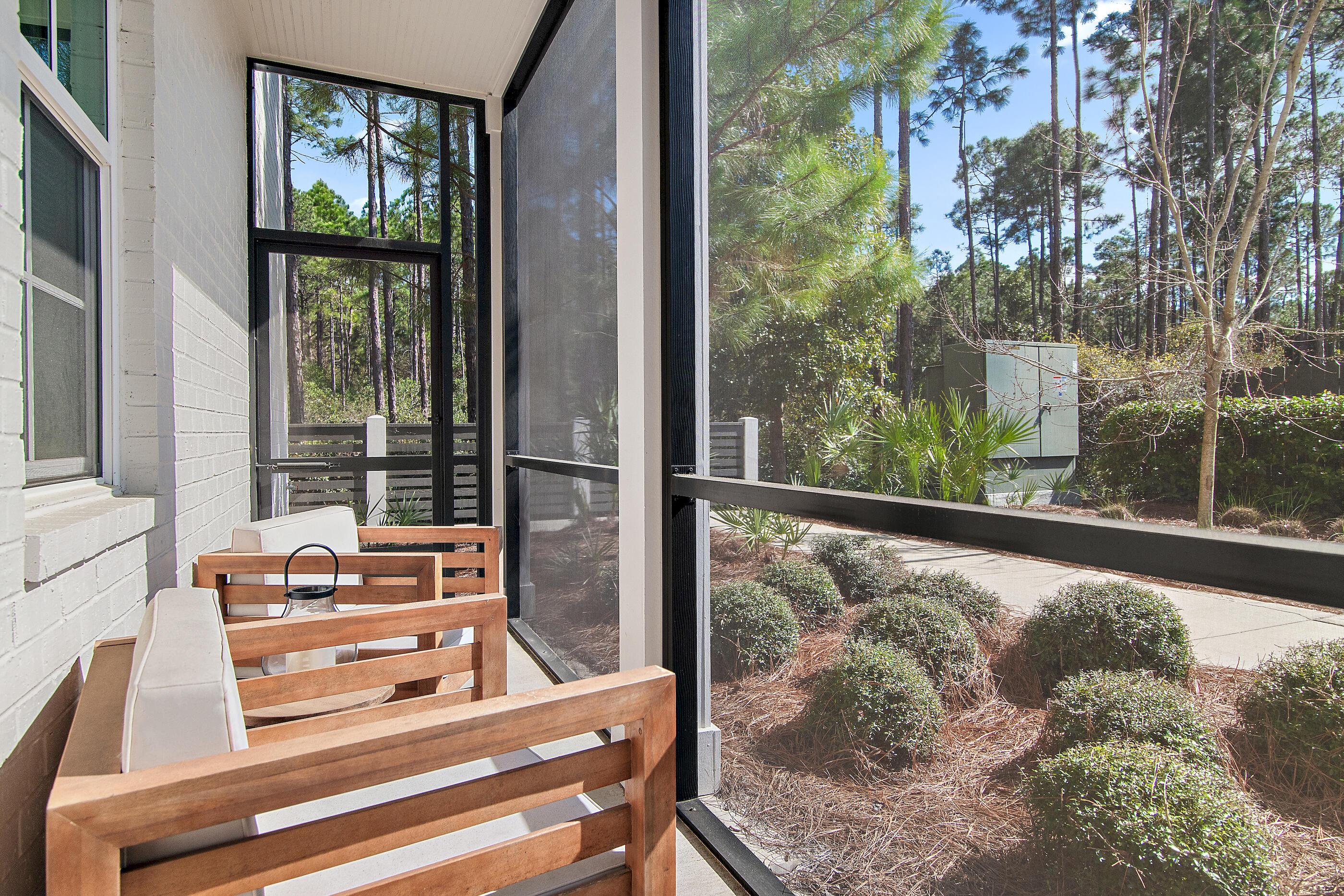 Image 4: Pinewood 312 Patio