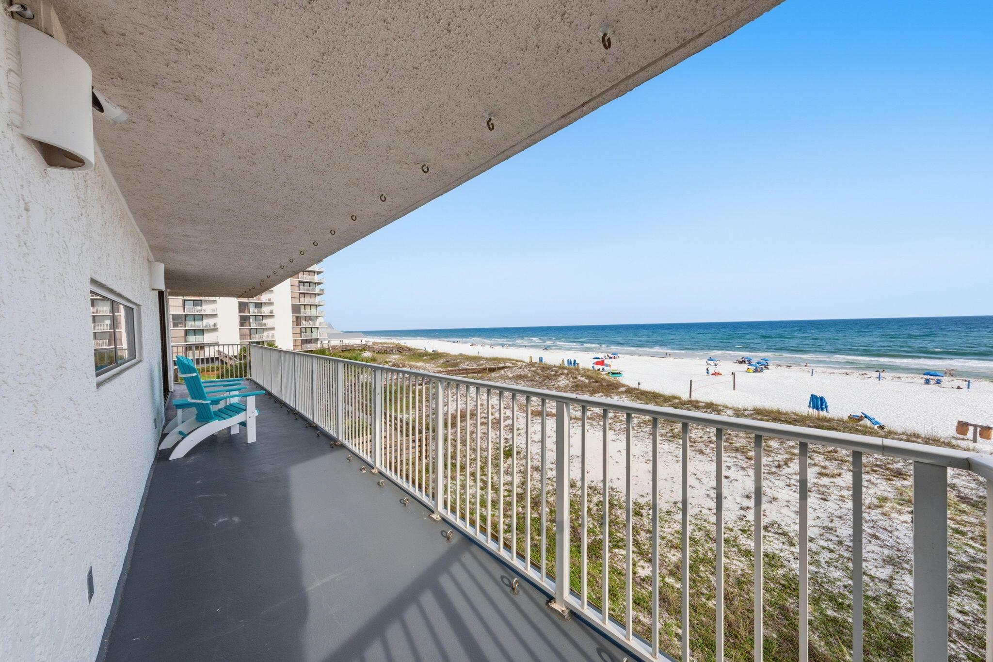 Image 2: 60-web-or-mls-114-main-sail-dr-221