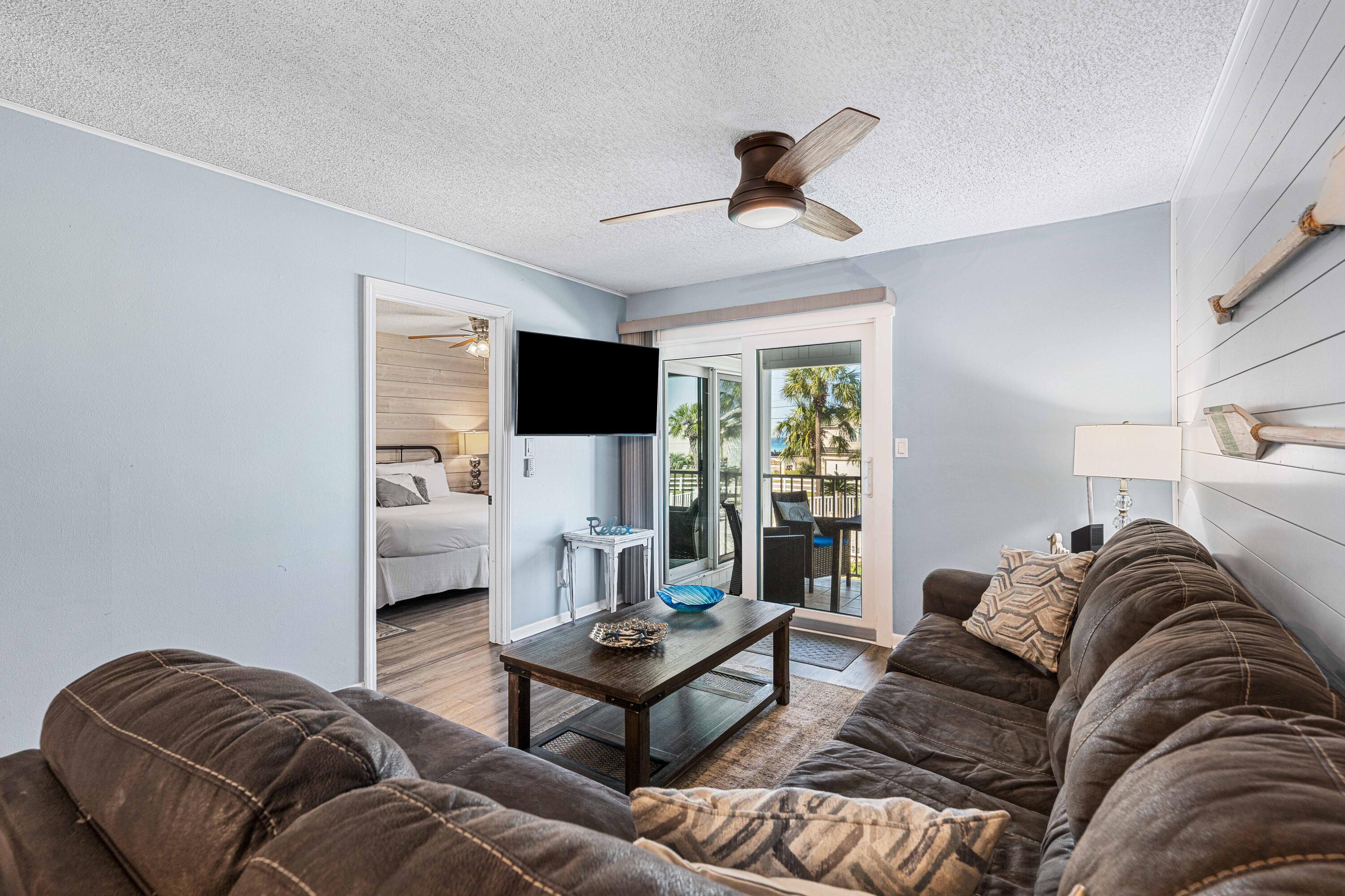 Image 4: Tradewinds #14-8
