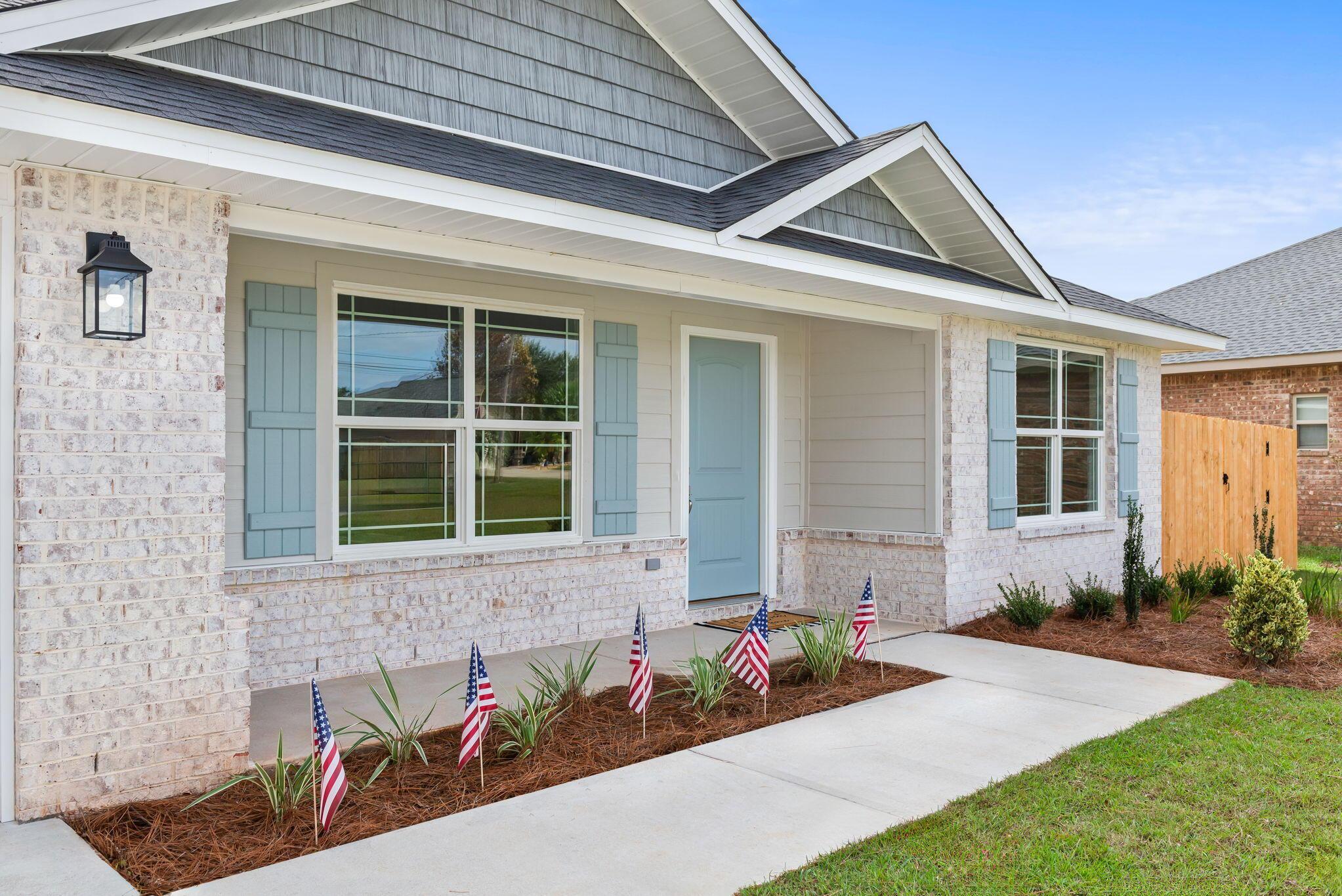 Image 3: Front Porch