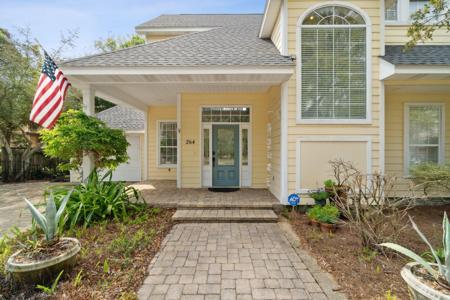 264 Lakeview Beach Drive