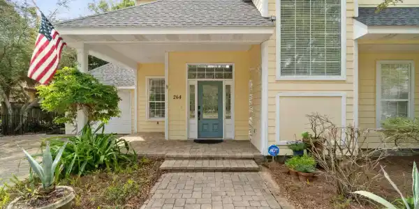 264 Lakeview Beach Drive