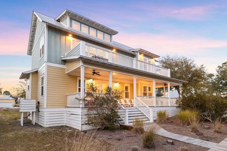 102 Goldfish Court
