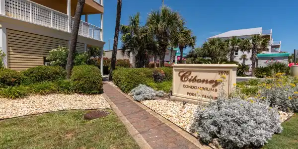 2076 Scenic Gulf Drive