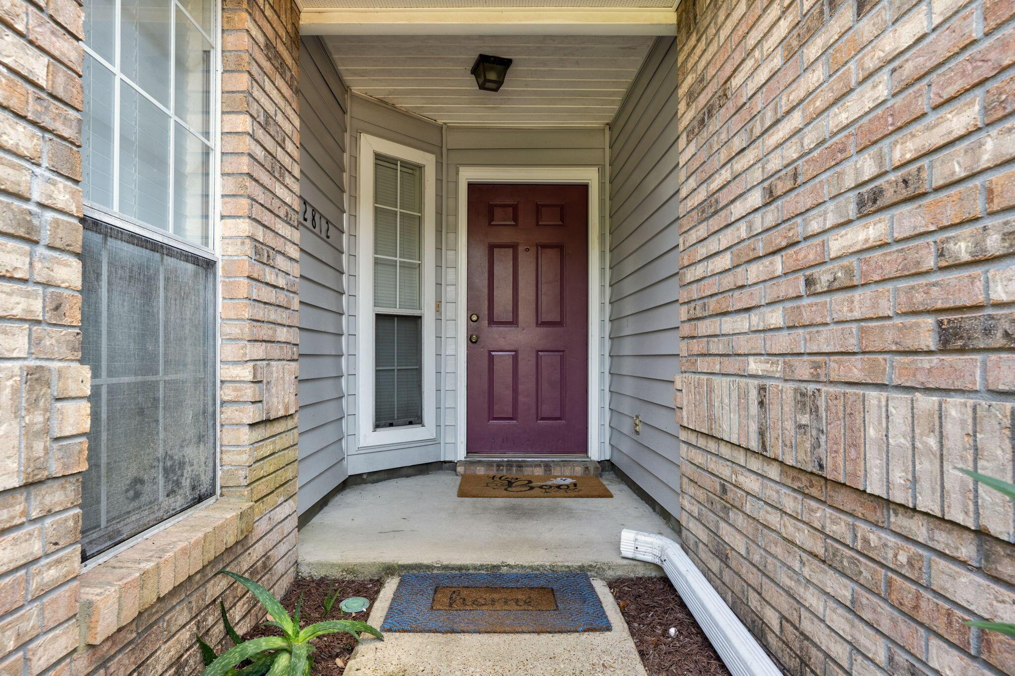 Image 4: Porch
