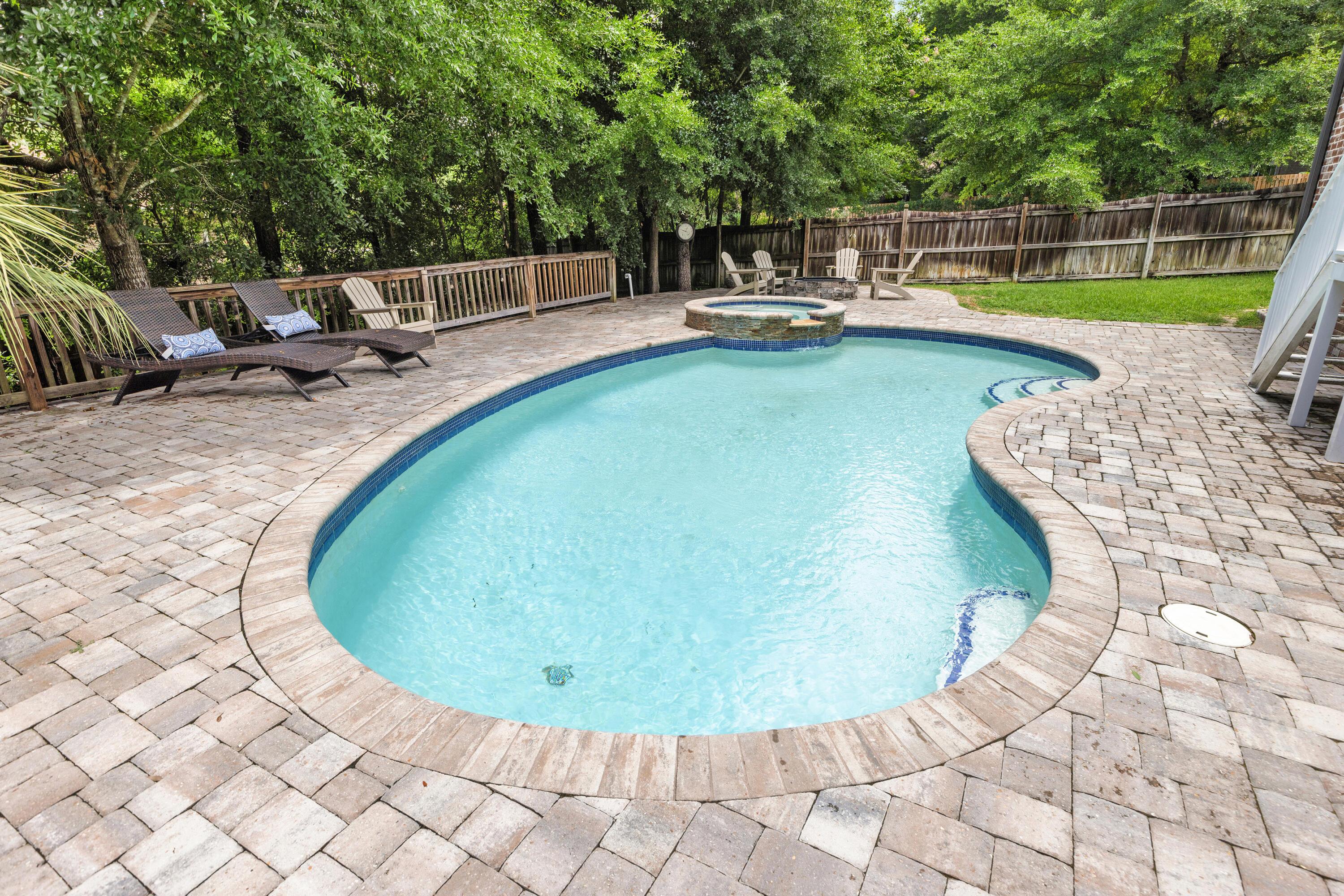 Image 4: Salt Water Pool