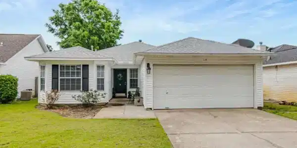 74 Ruby Circle