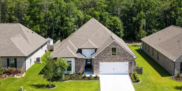 Image 2: 58-web-or-mls-DJI_20260519104613_0307_D
