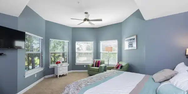 8537 Turnberry Court