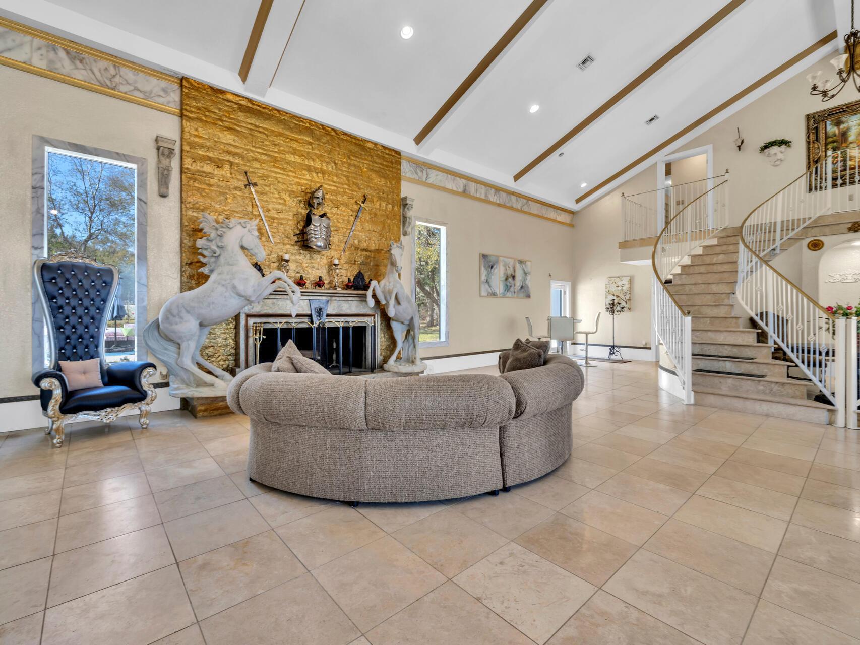 Image 4: 13000 FL20 Freeport FL 32439 USA-047-040