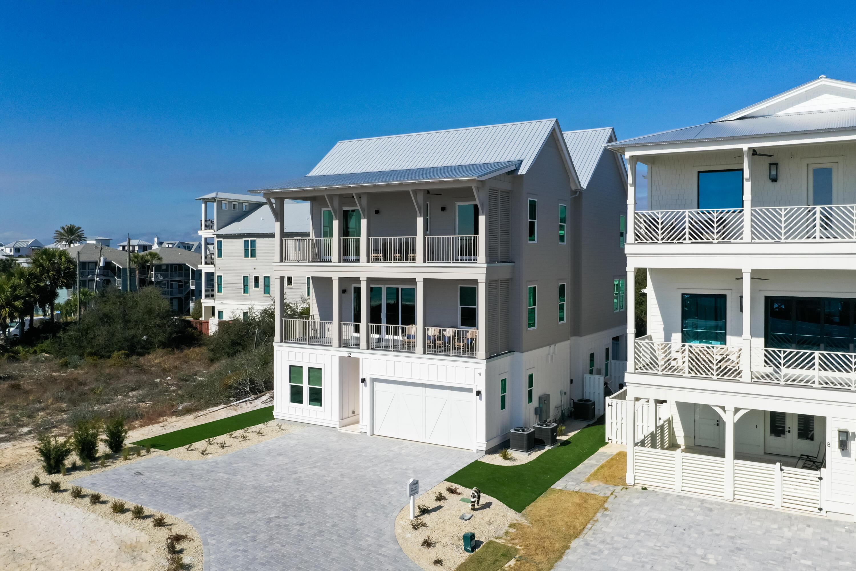 Image 4: 12 Jan Court