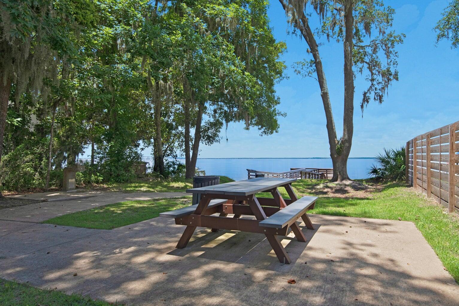 Image 3: Park on the Bay 2